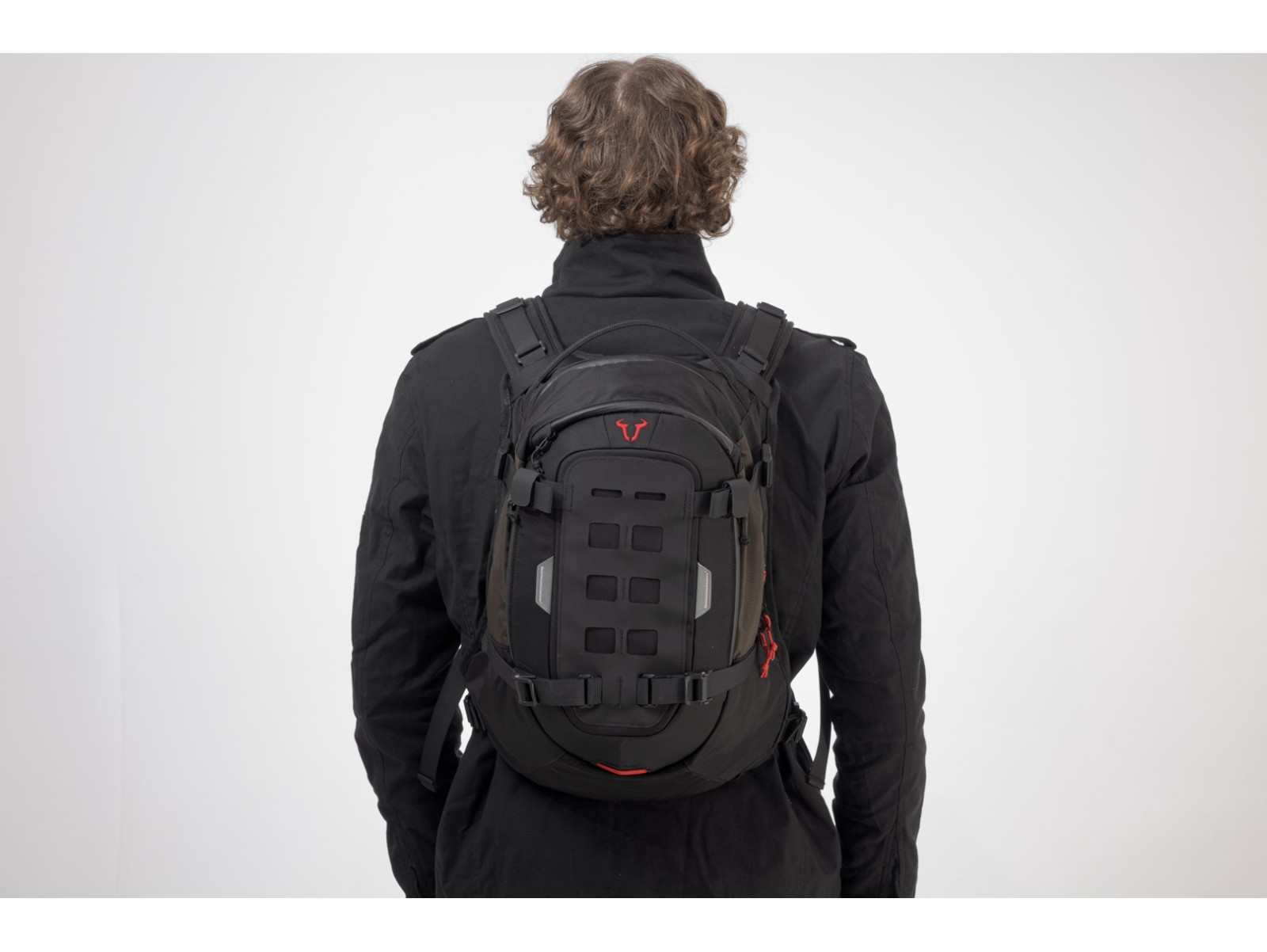 PRO Cosmo 16l.